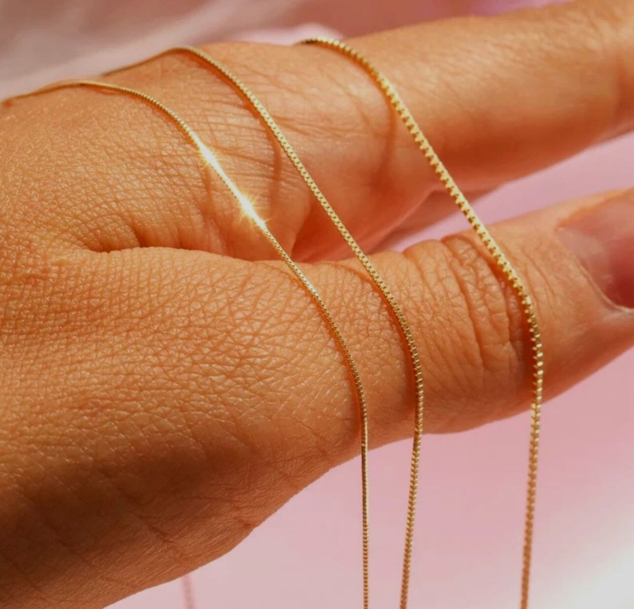 Minimal Gold Chain Necklace