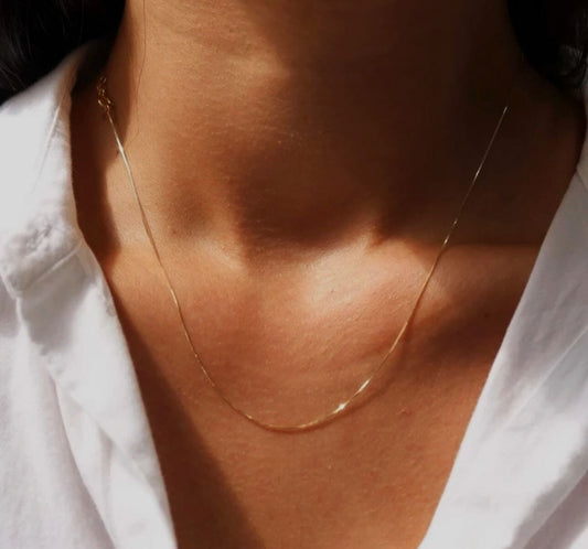 Minimal Gold Chain Necklace