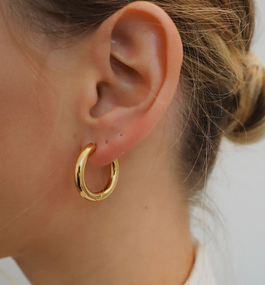 Minimal Gold Hoop Earrings